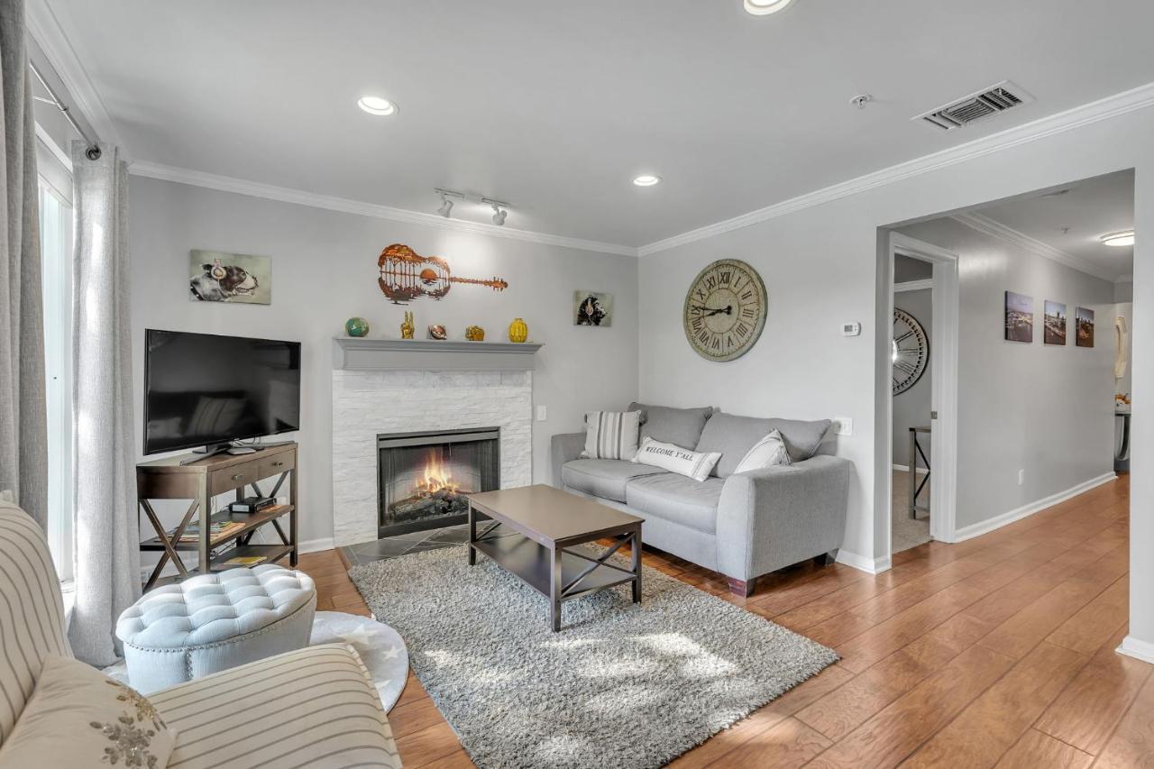 Nash Star Private Condo - 2Bed, 2Bath, Sleep 6, 25 Min Walk To Broadway And All Nashville Attractions, Pool, Gym Kültér fotó