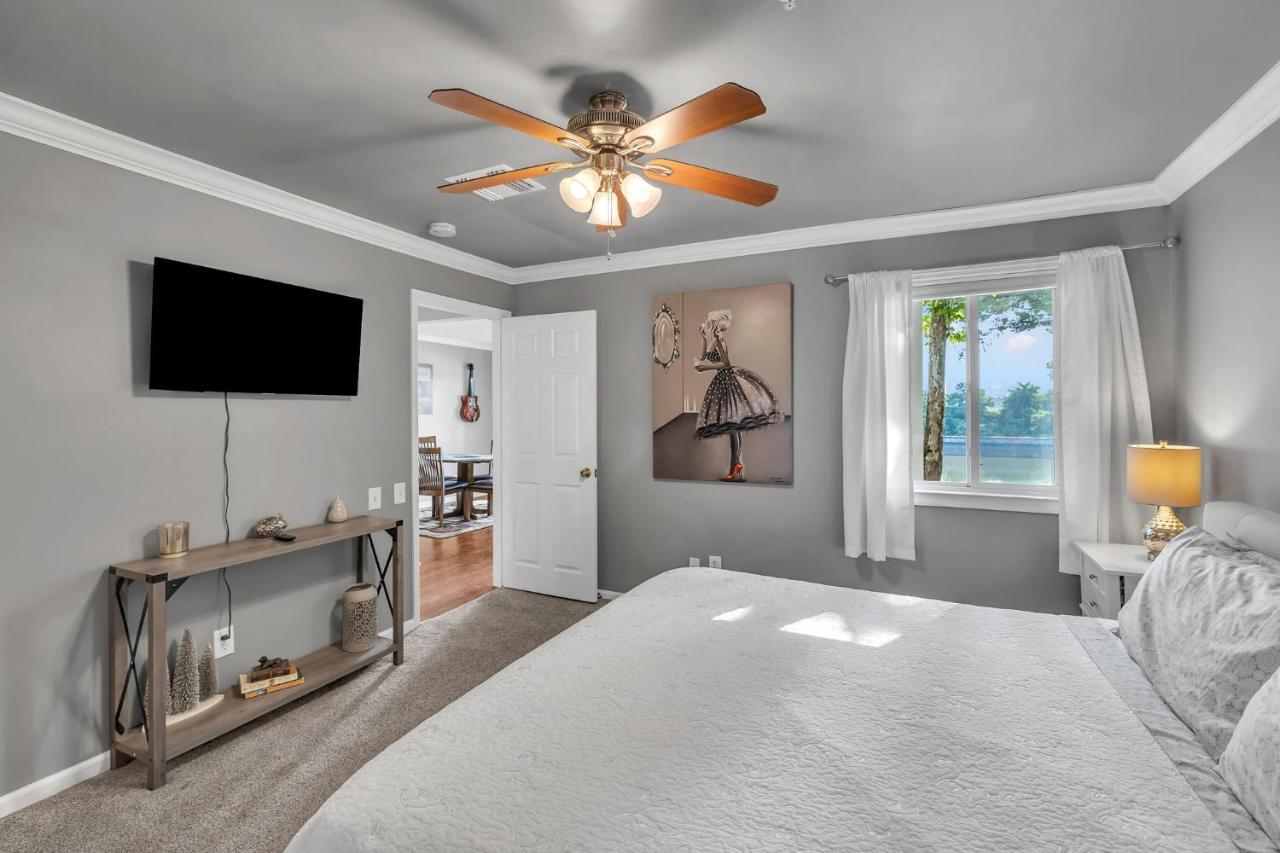 Nash Star Private Condo - 2Bed, 2Bath, Sleep 6, 25 Min Walk To Broadway And All Nashville Attractions, Pool, Gym Kültér fotó