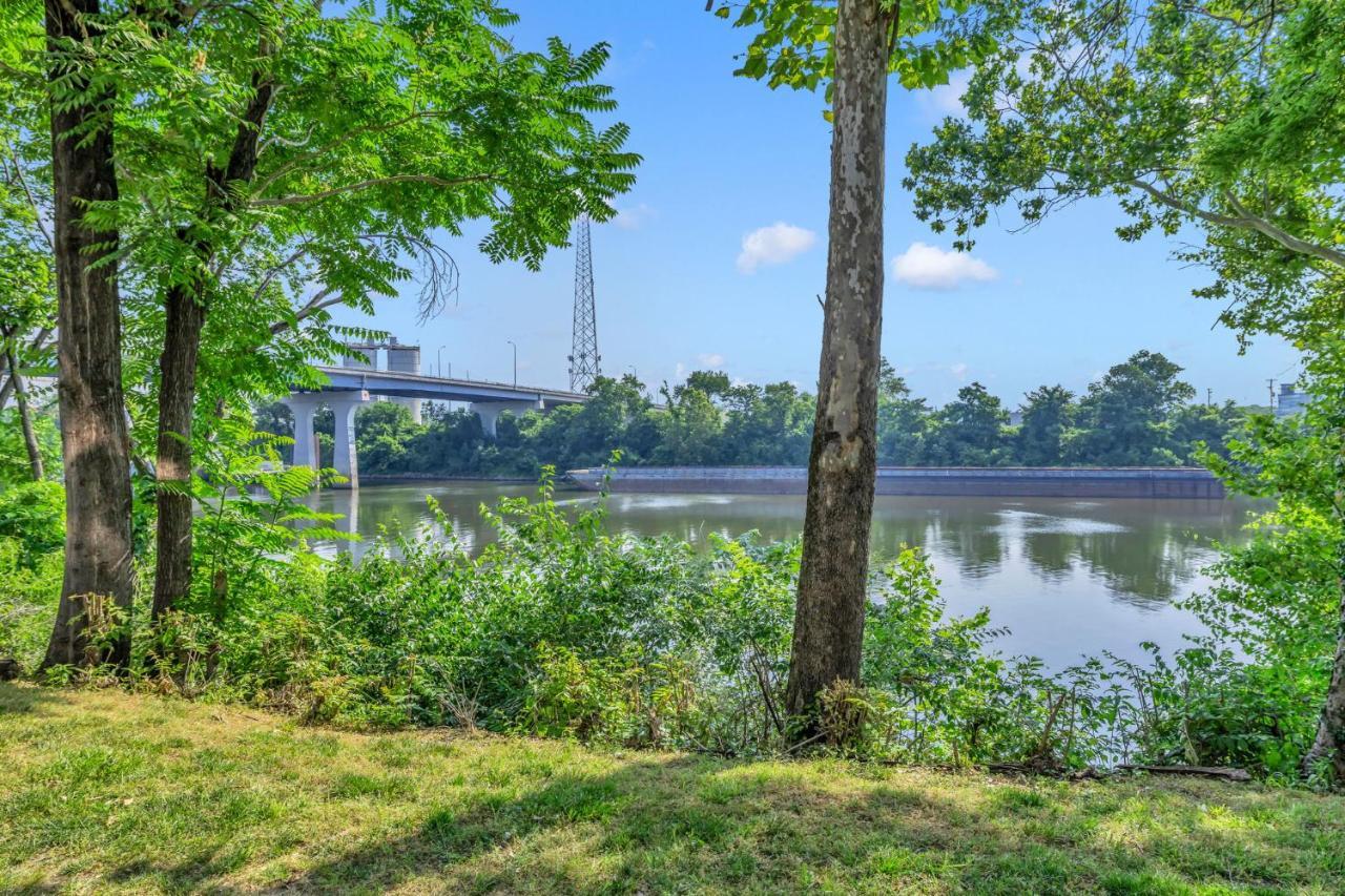 Nash Star Private Condo - 2Bed, 2Bath, Sleep 6, 25 Min Walk To Broadway And All Nashville Attractions, Pool, Gym Kültér fotó