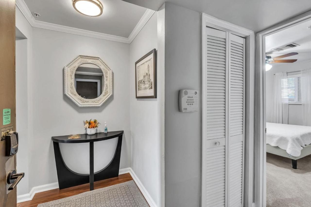 Nash Star Private Condo - 2Bed, 2Bath, Sleep 6, 25 Min Walk To Broadway And All Nashville Attractions, Pool, Gym Kültér fotó